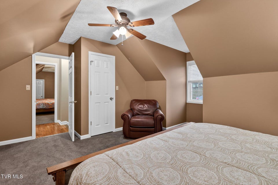 Photo #30: 347 Deel Street