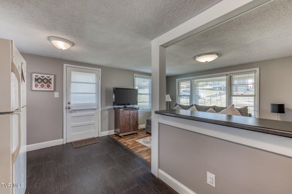 Photo #11: 1120 Barber Road