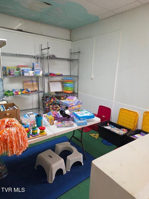 Photo #4: 122 Main Street