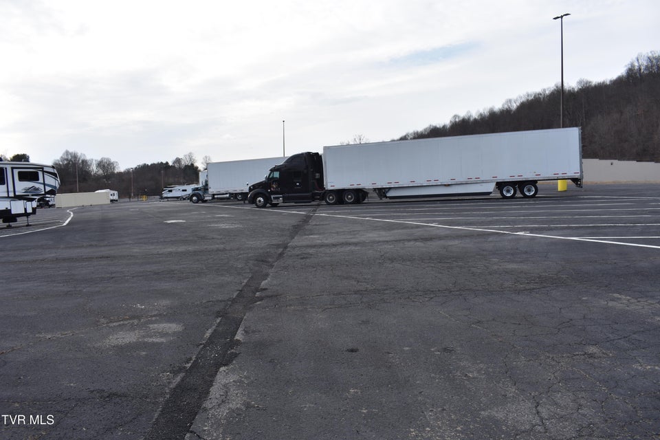 Photo #11: 354 Shadowtown Road