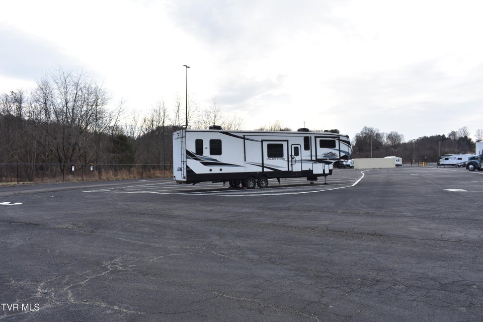 Photo #12: 354 Shadowtown Road