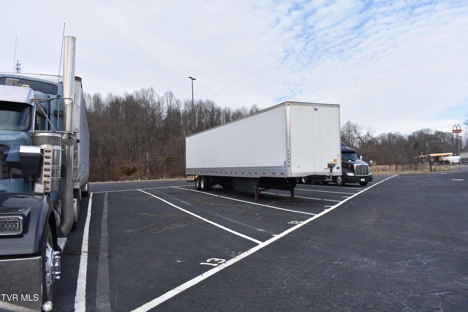 Photo #16: 354 Shadowtown Road