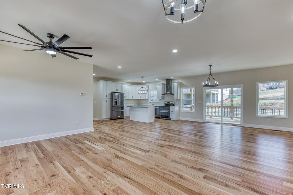 Photo #6: 154 Creek Side Court