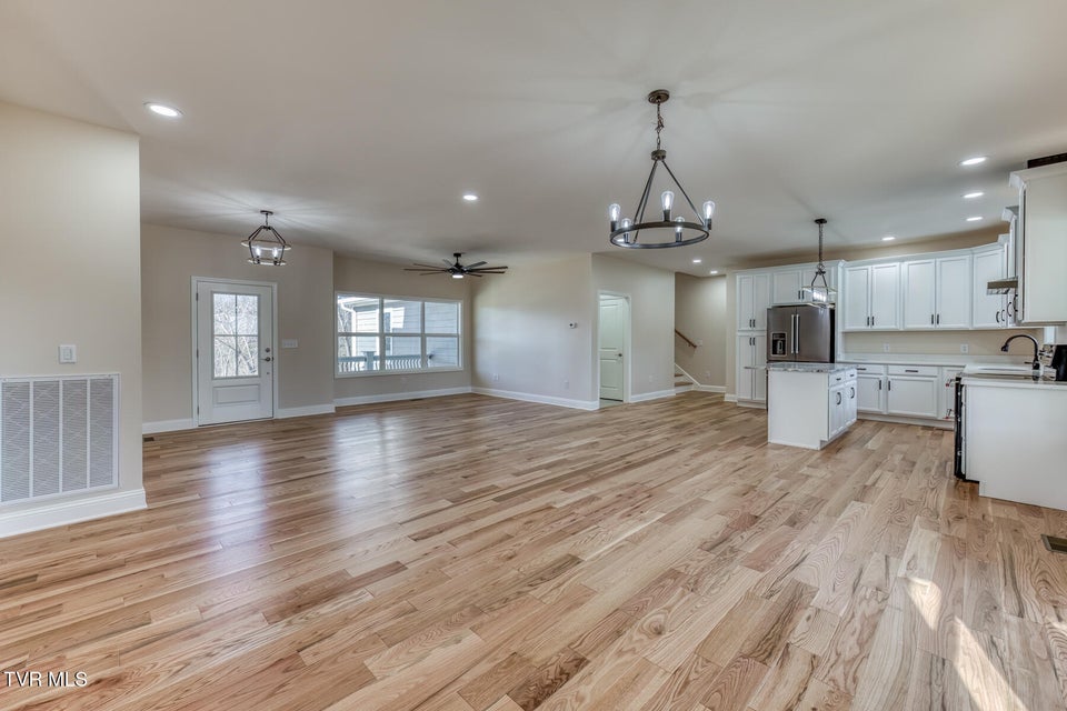 Photo #11: 154 Creek Side Court