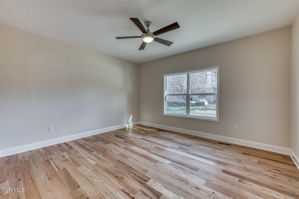 Photo #19: 154 Creek Side Court