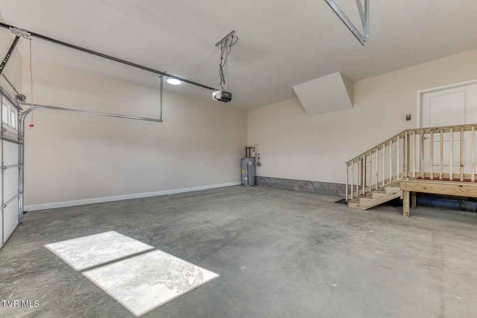 Photo #38: 154 Creek Side Court