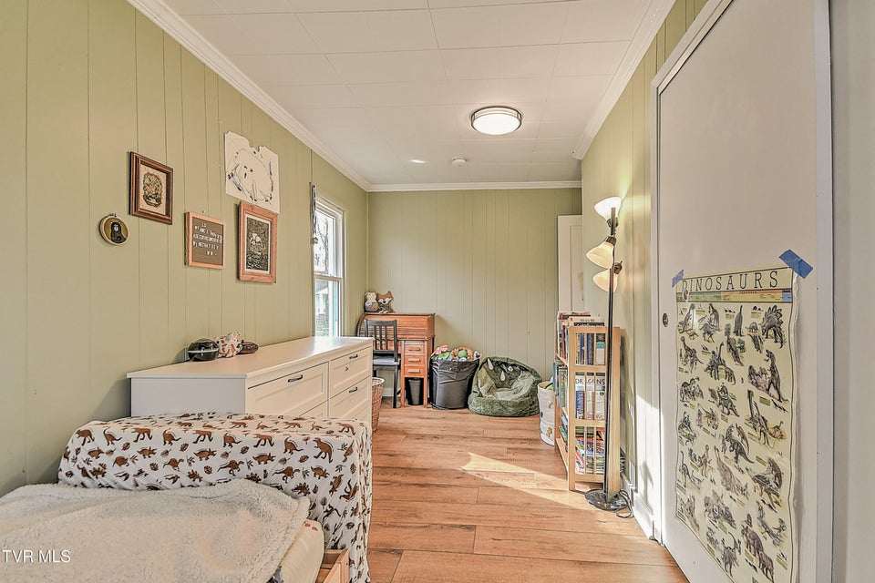 Photo #24: 252 Ashville Avenue