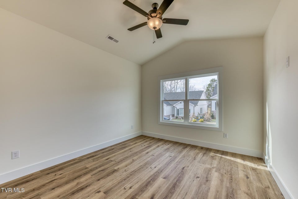 Photo #27: 106 Klm Drive