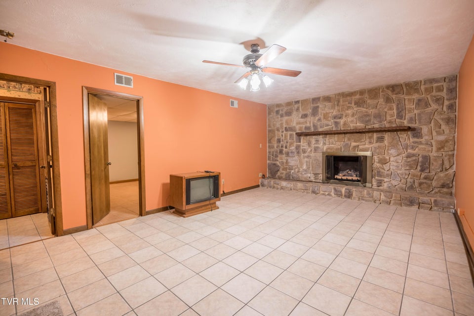 Photo #23: 100 Mingo Trail