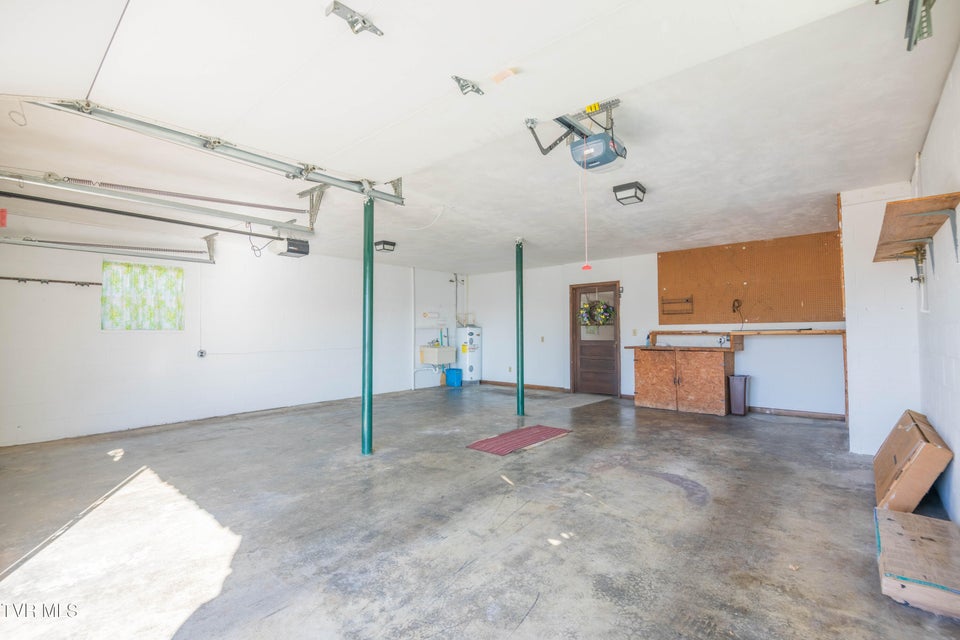 Photo #30: 100 Mingo Trail