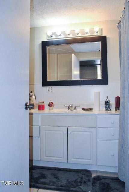 Photo #21: 8857 Redbud Highway