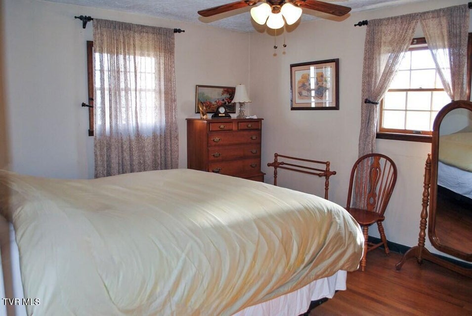 Photo #9: 8857 Redbud Highway