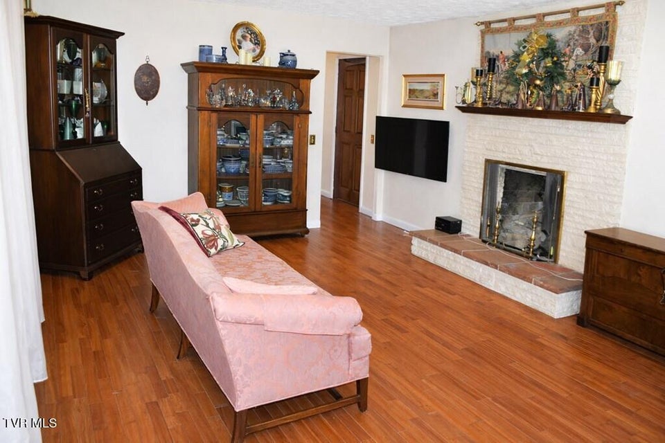 Photo #6: 8857 Redbud Highway