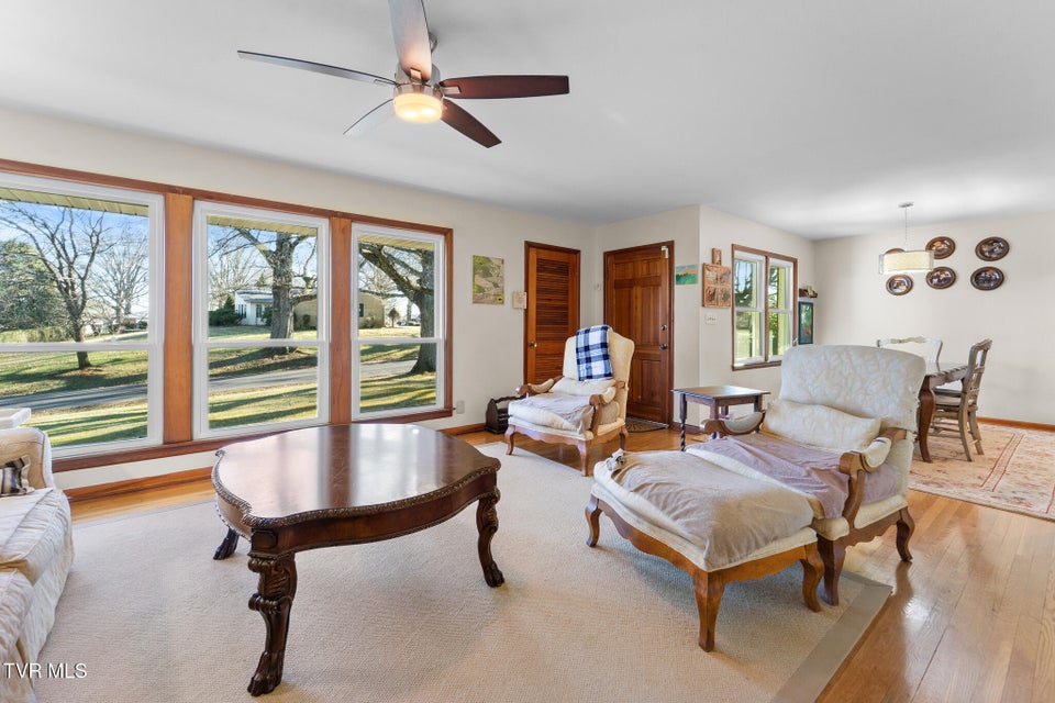 Photo #15: 159 Edgemont Terrace