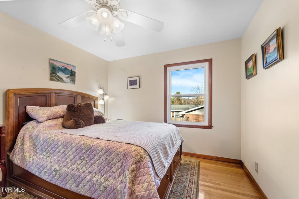 Photo #26: 159 Edgemont Terrace