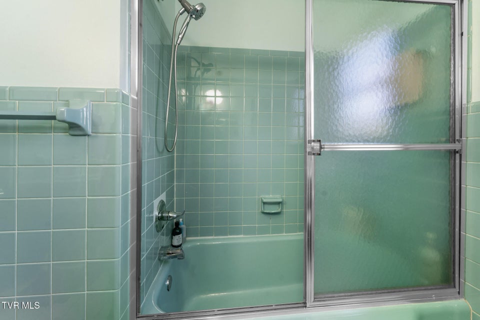 Photo #29: 159 Edgemont Terrace