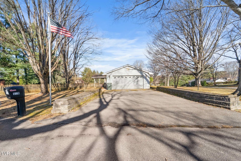 Photo #42: 159 Edgemont Terrace