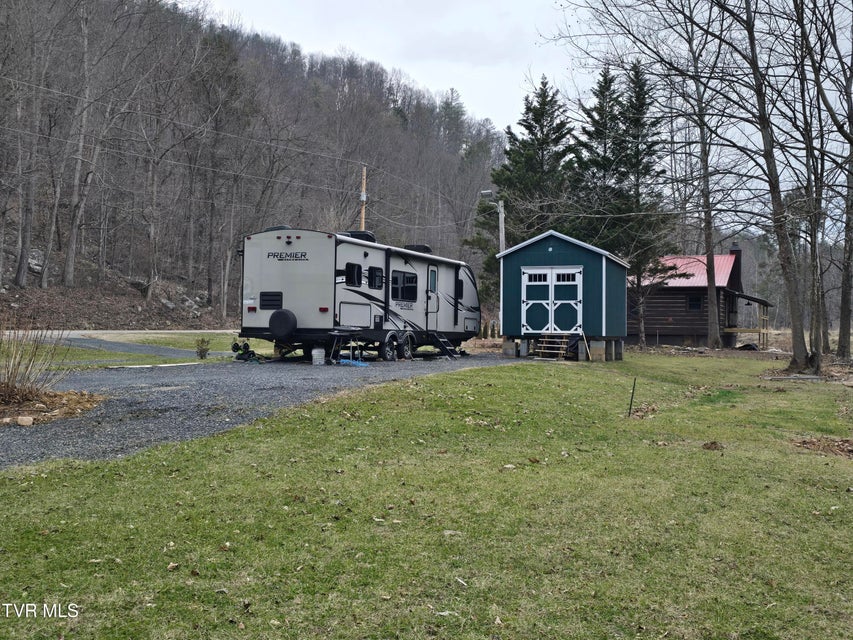 Photo #17: 7589 Roan Creek Road