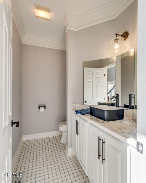 Photo #20: 205 Rosehaven Court