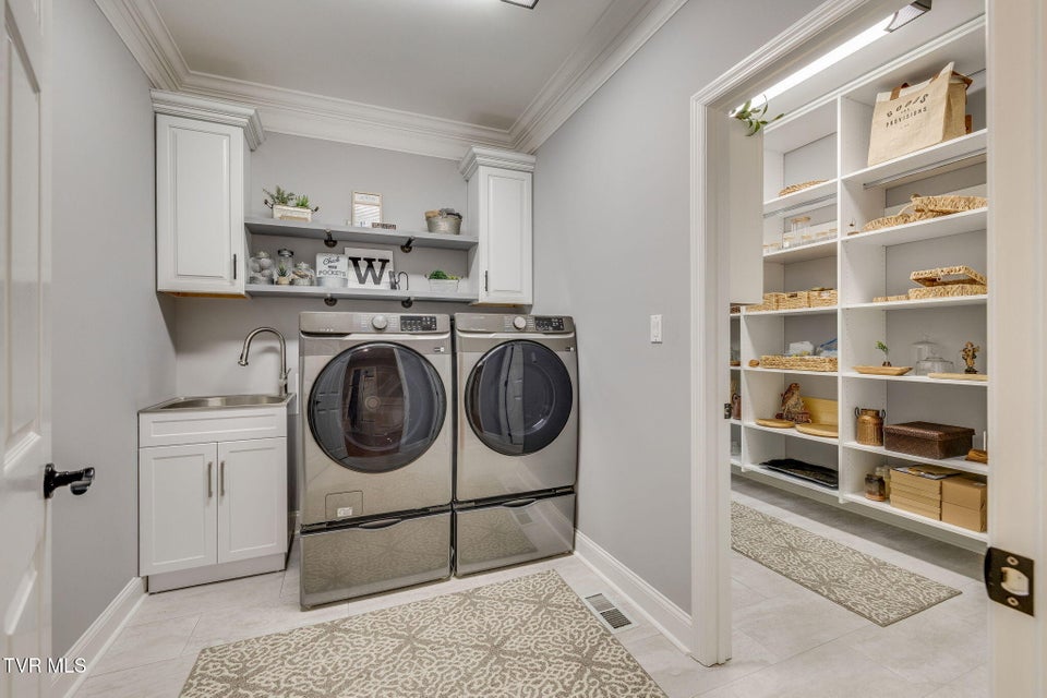 Photo #22: 205 Rosehaven Court