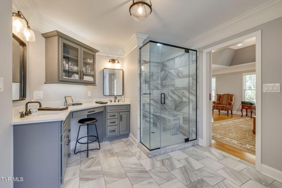 Photo #28: 205 Rosehaven Court