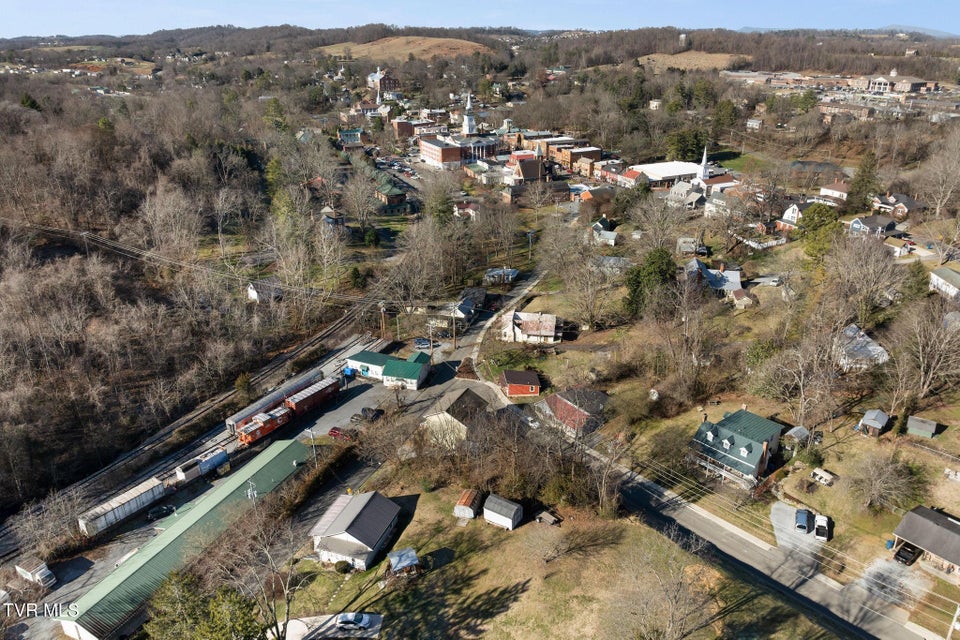 Photo #38: 205 Spring Street