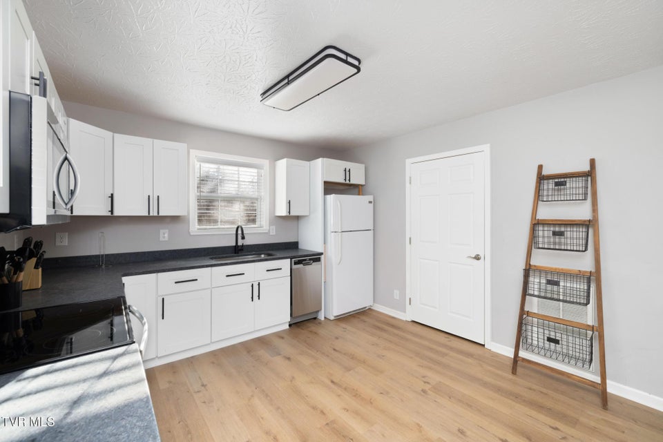 Photo #18: 205 Spring Street