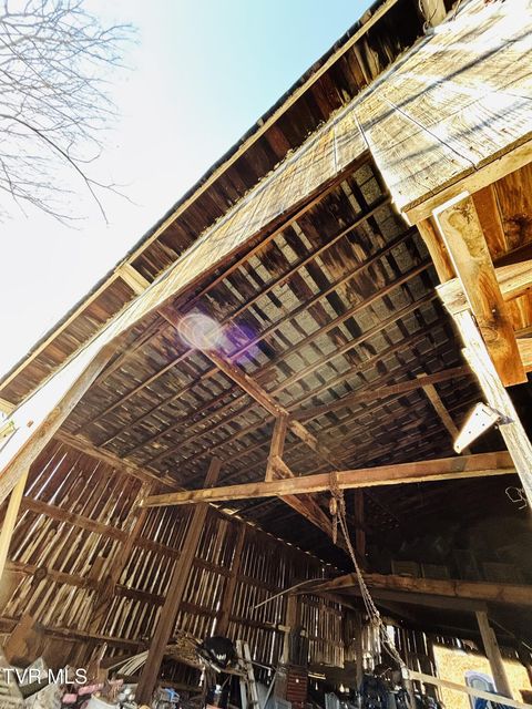 Photo #61: 220 Pleasant Hill Road