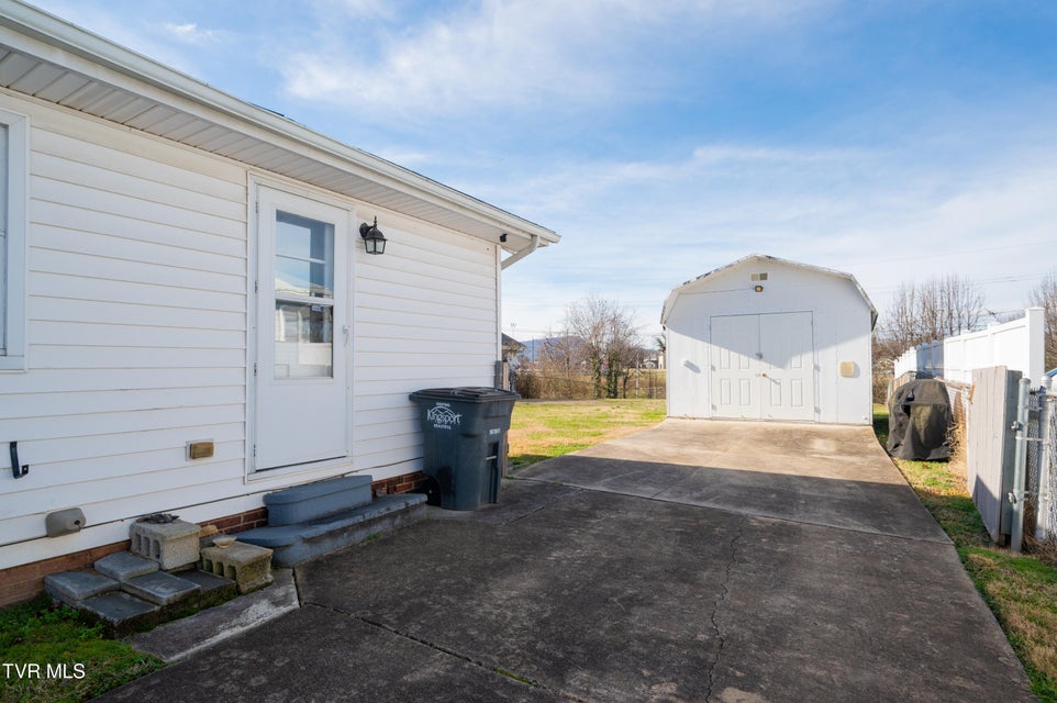 Photo #23: 1636 C Street