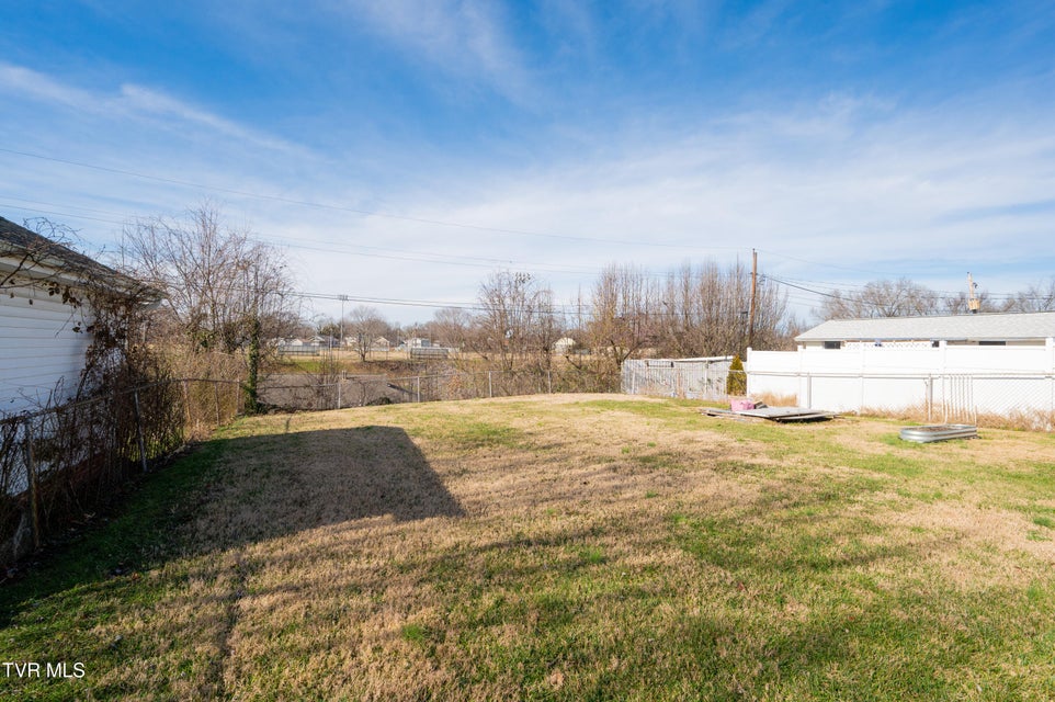 Photo #32: 1636 C Street