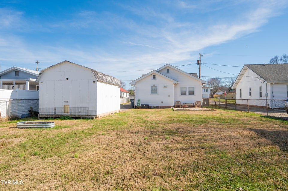 Photo #34: 1636 C Street