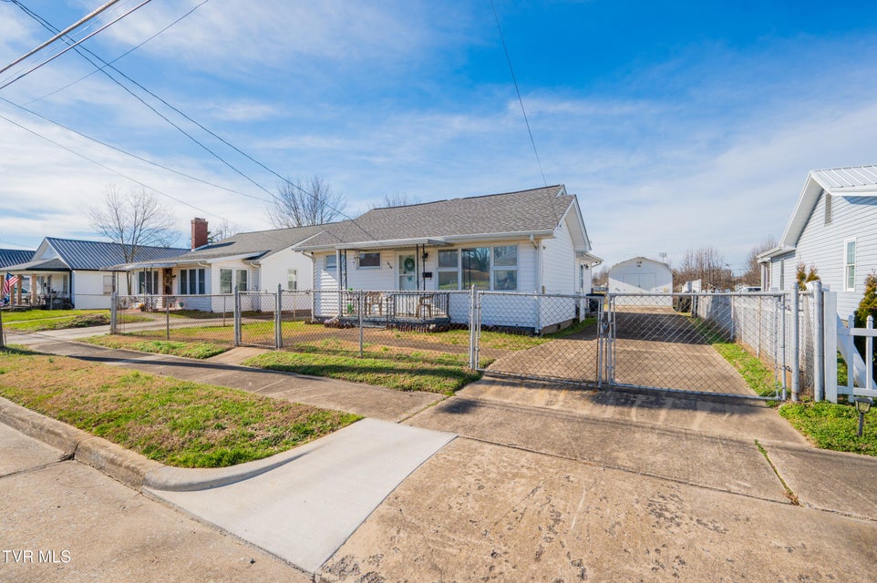 Photo #5: 1636 C Street