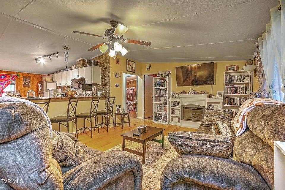 Photo #12: 190 Cactus Drive