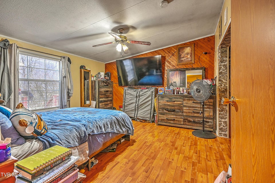 Photo #23: 190 Cactus Drive