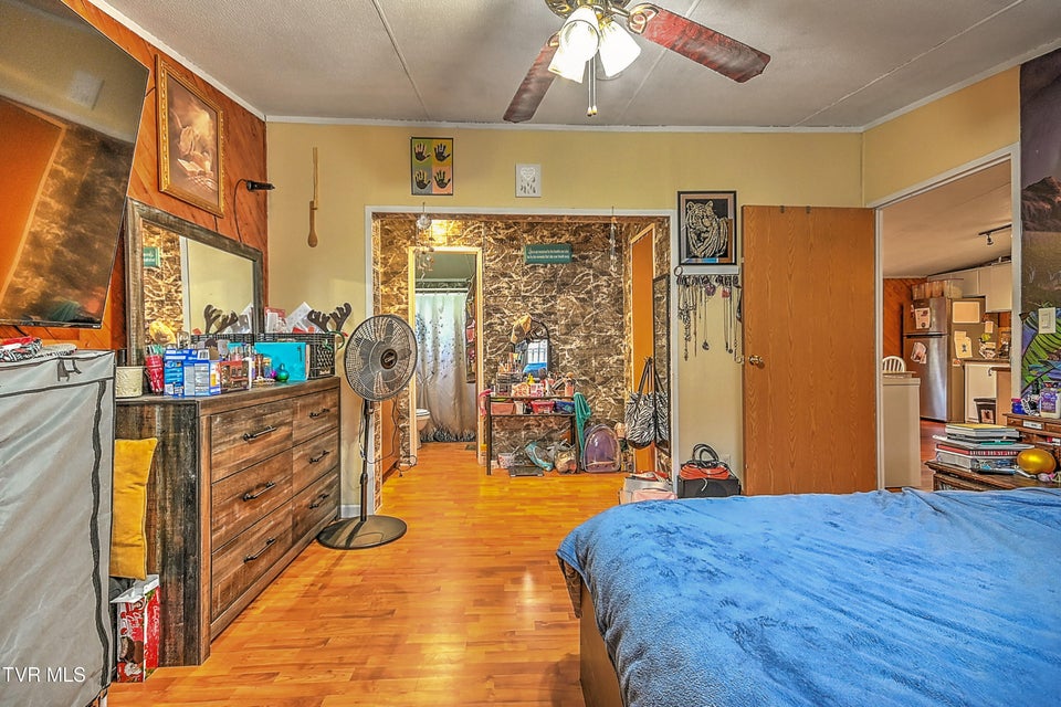 Photo #25: 190 Cactus Drive