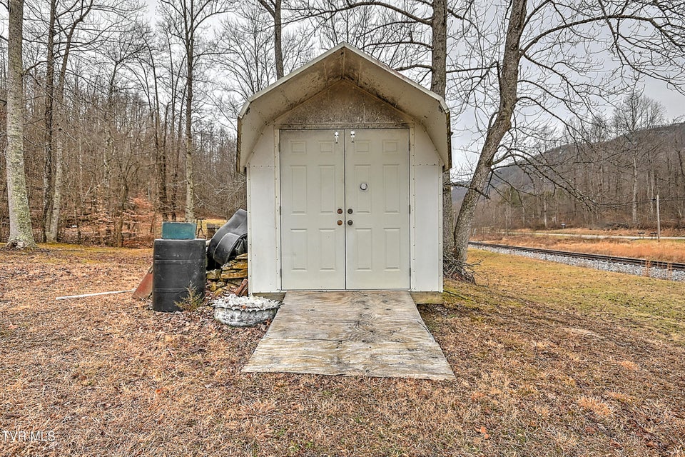 Photo #49: 190 Cactus Drive