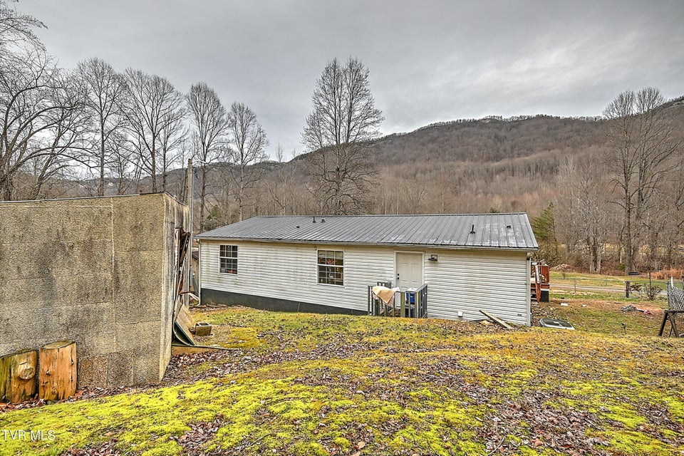 Photo #54: 190 Cactus Drive