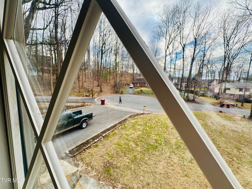 Photo #45: 5 Red Fern Circle