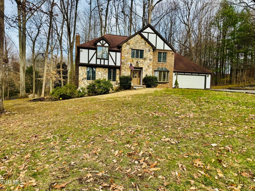 Photo #78: 5 Red Fern Circle