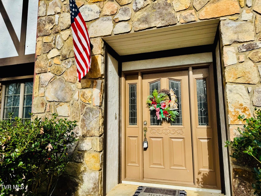 Photo #3: 5 Red Fern Circle