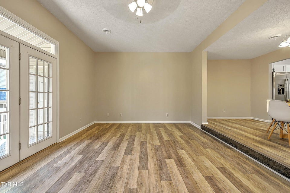 Photo #14: 1201 8 Th Avenue