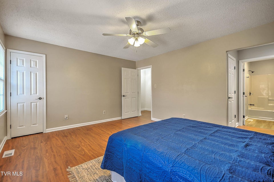 Photo #21: 1201 8 Th Avenue