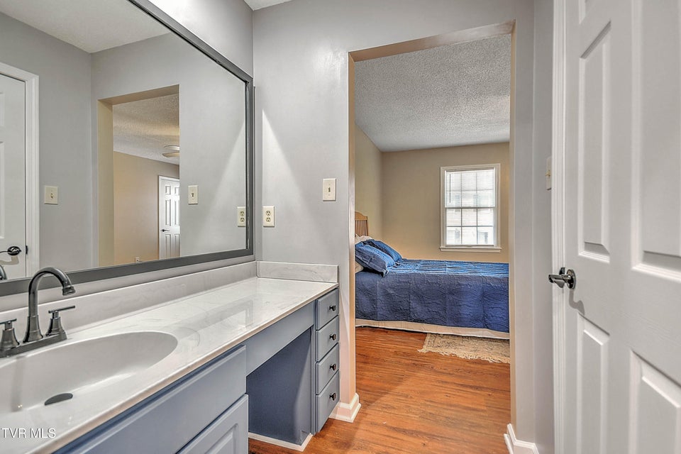 Photo #31: 1201 8 Th Avenue