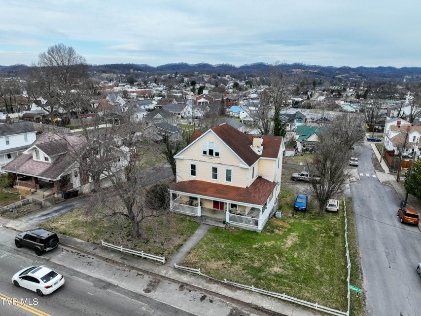 Photo #12: 1401 Windsor Avenue