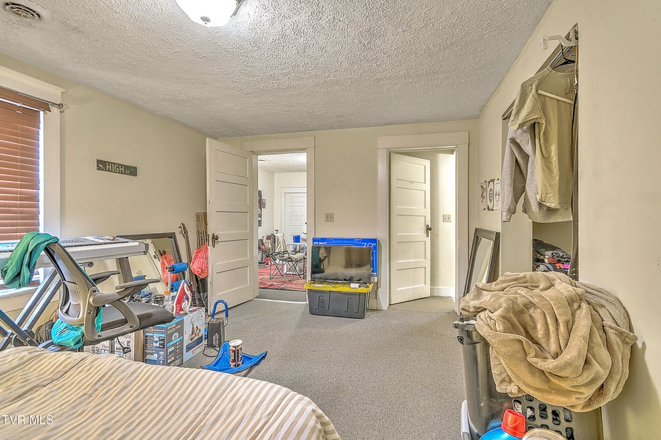 Photo #52: 1401 Windsor Avenue