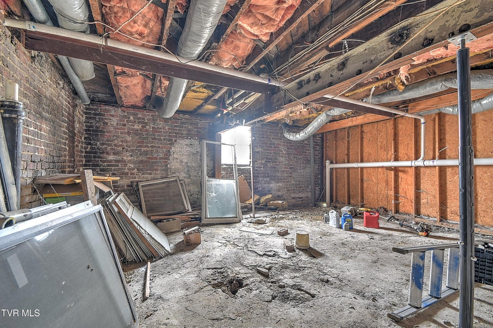 Photo #57: 1401 Windsor Avenue