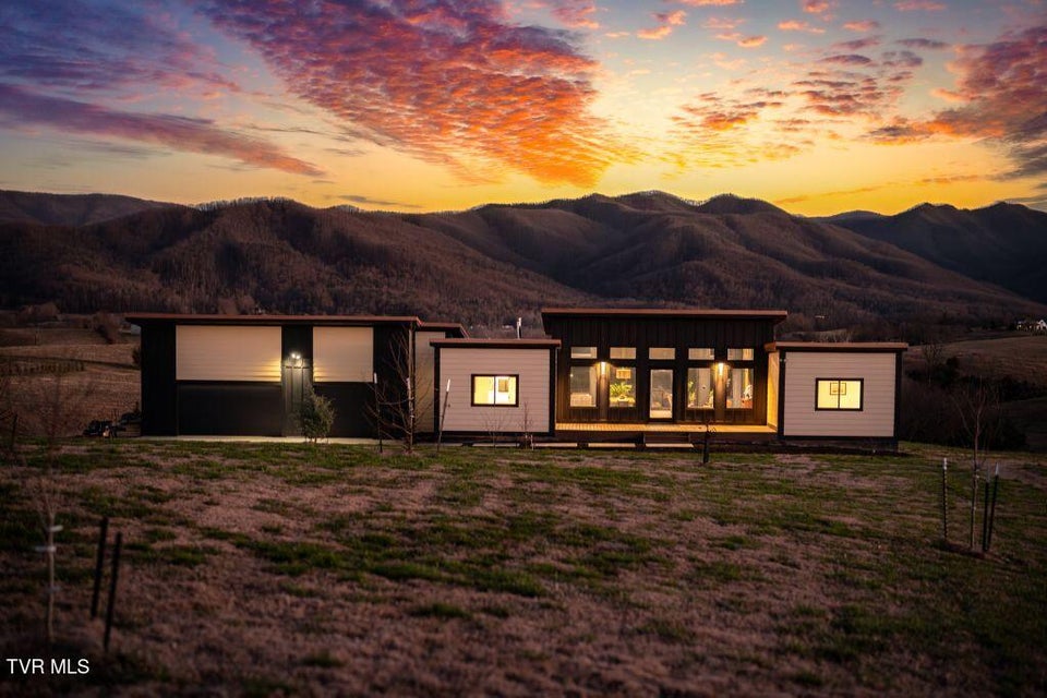 Photo #5: 370 Laws Road