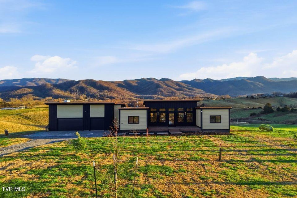 Photo #8: 370 Laws Road