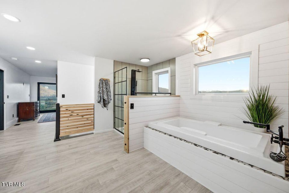 Photo #31: 370 Laws Road