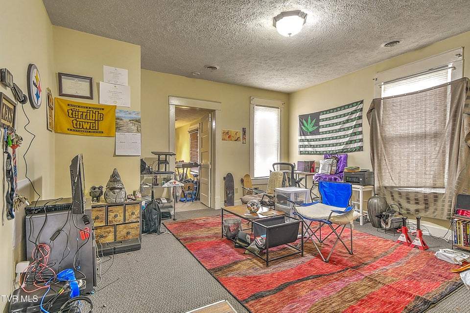 Photo #53: 1401 Windsor Avenue